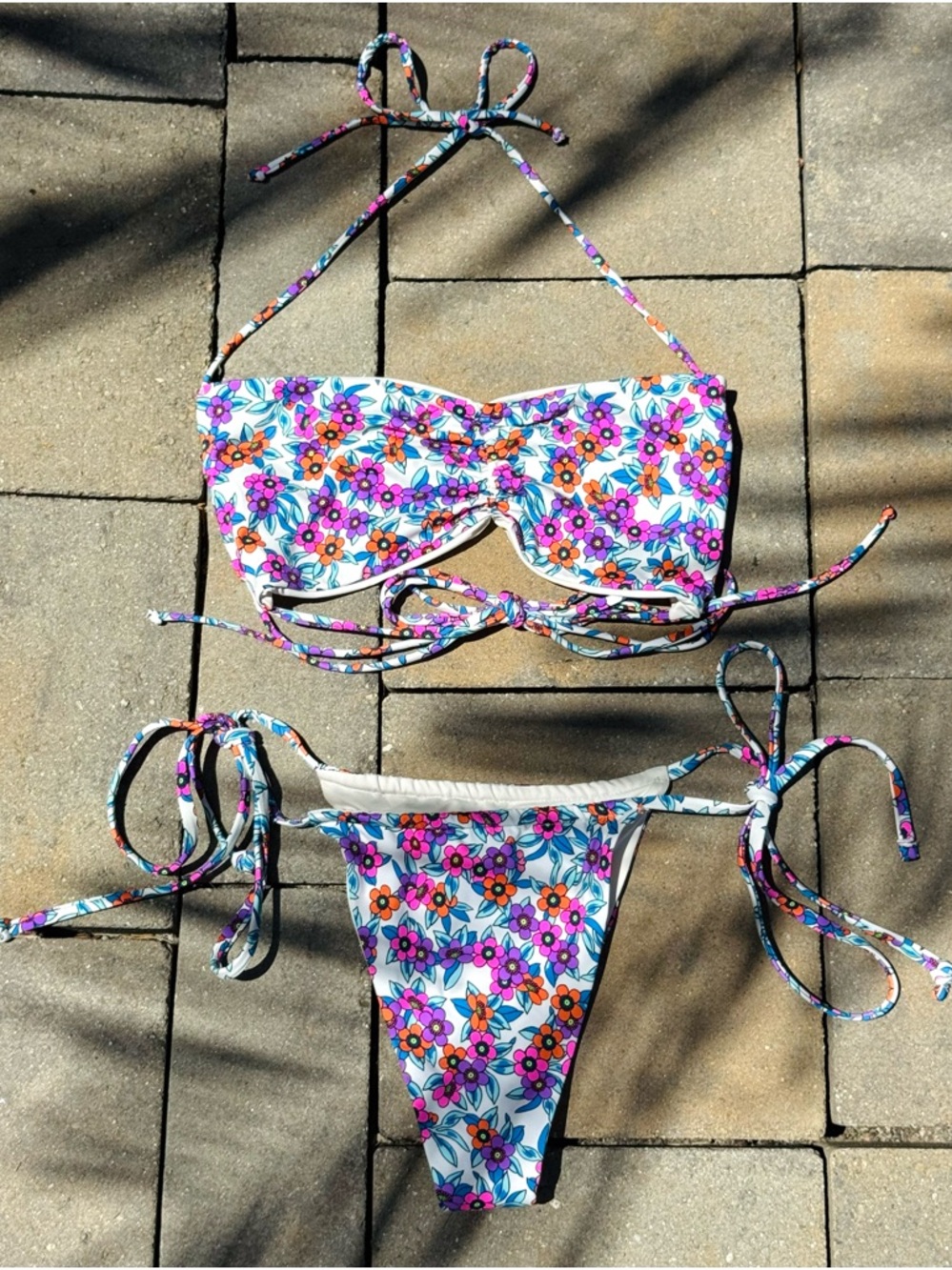 NWOT Frankies Bikinis Floral Side Tie Bikini Set Bandeau Top Cheeky Style
